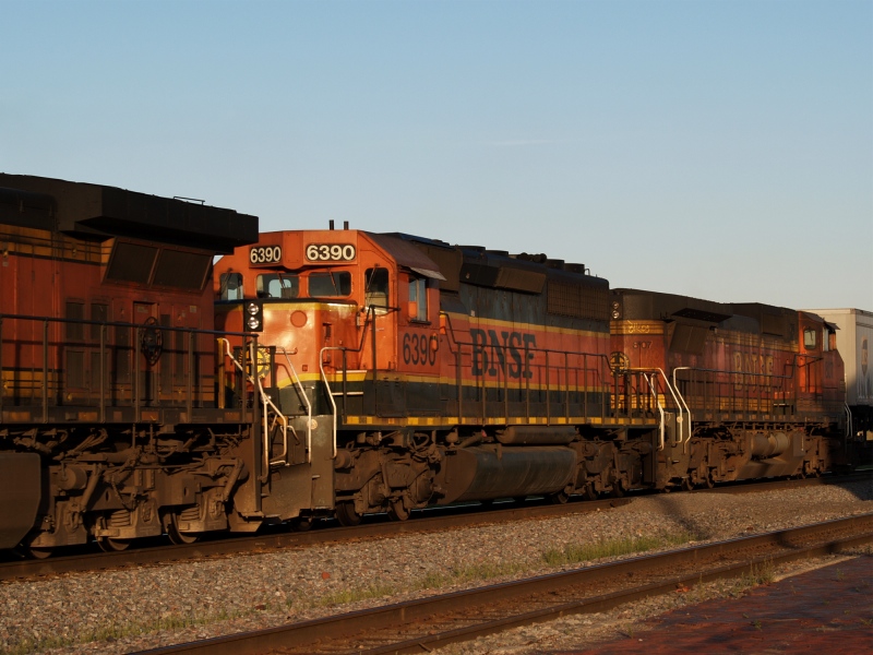 BNSF 6390
