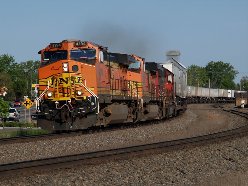 BNSF 4194