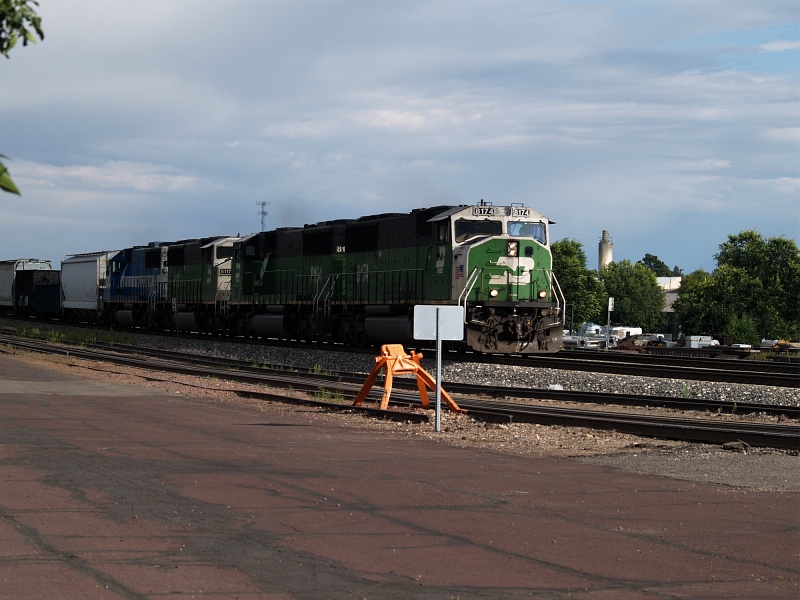 BNSF 8174